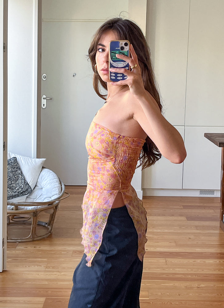 
                  
                    load image into gallery viewer, shoreditch top - paisley silk sari
                  
                