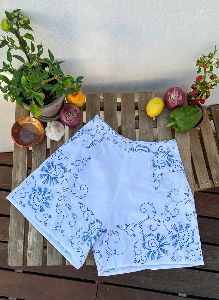 
                  
                    load image into gallery viewer, amsterdam shorts - upcycled tablecloth
                  
                