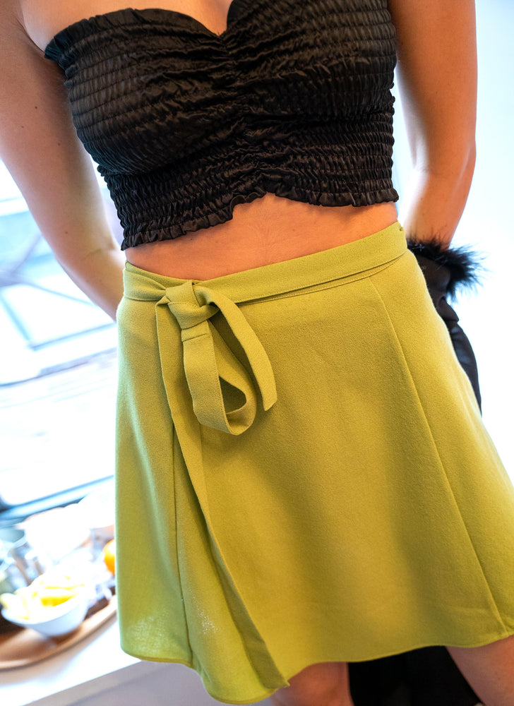 
                  
                    load image into gallery viewer, montmartre skirt - lime
                  
                