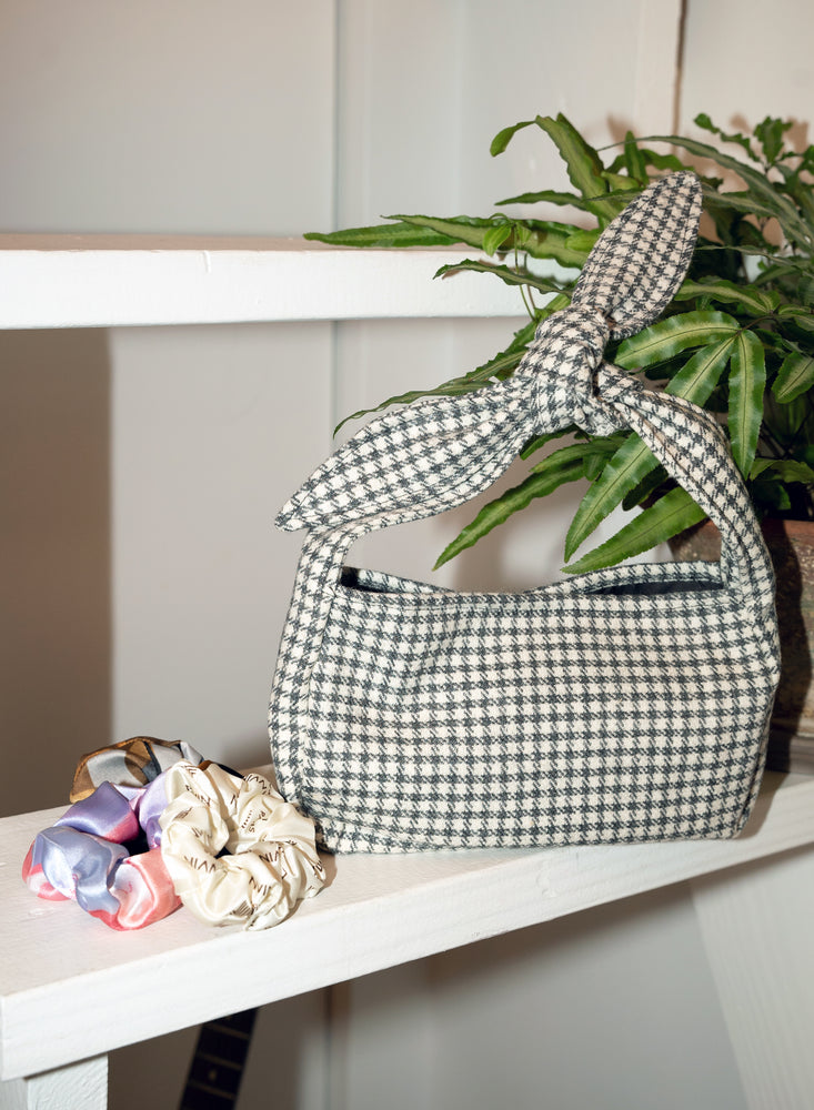 
                  
                    load image into gallery viewer, west village bag - grey-white houndstooth
                  
                