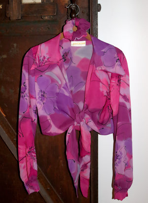 
                  
                    load image into gallery viewer, pink floral marylebone - balloon sleeve wrap tie top - girl of the earth
                  
                
